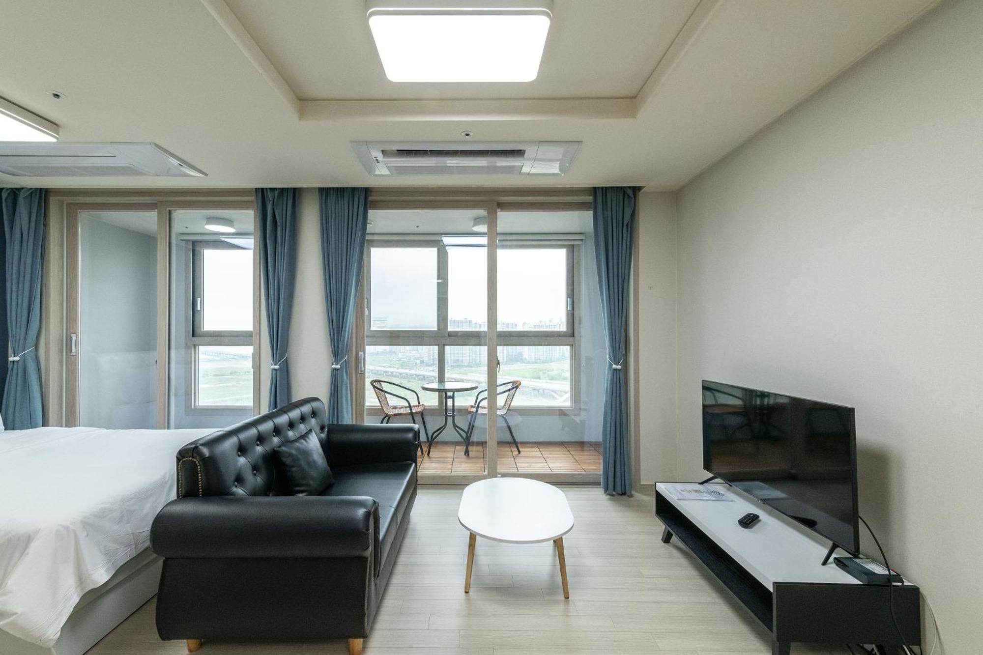 The November Stay In Landmark Inchon Exterior foto