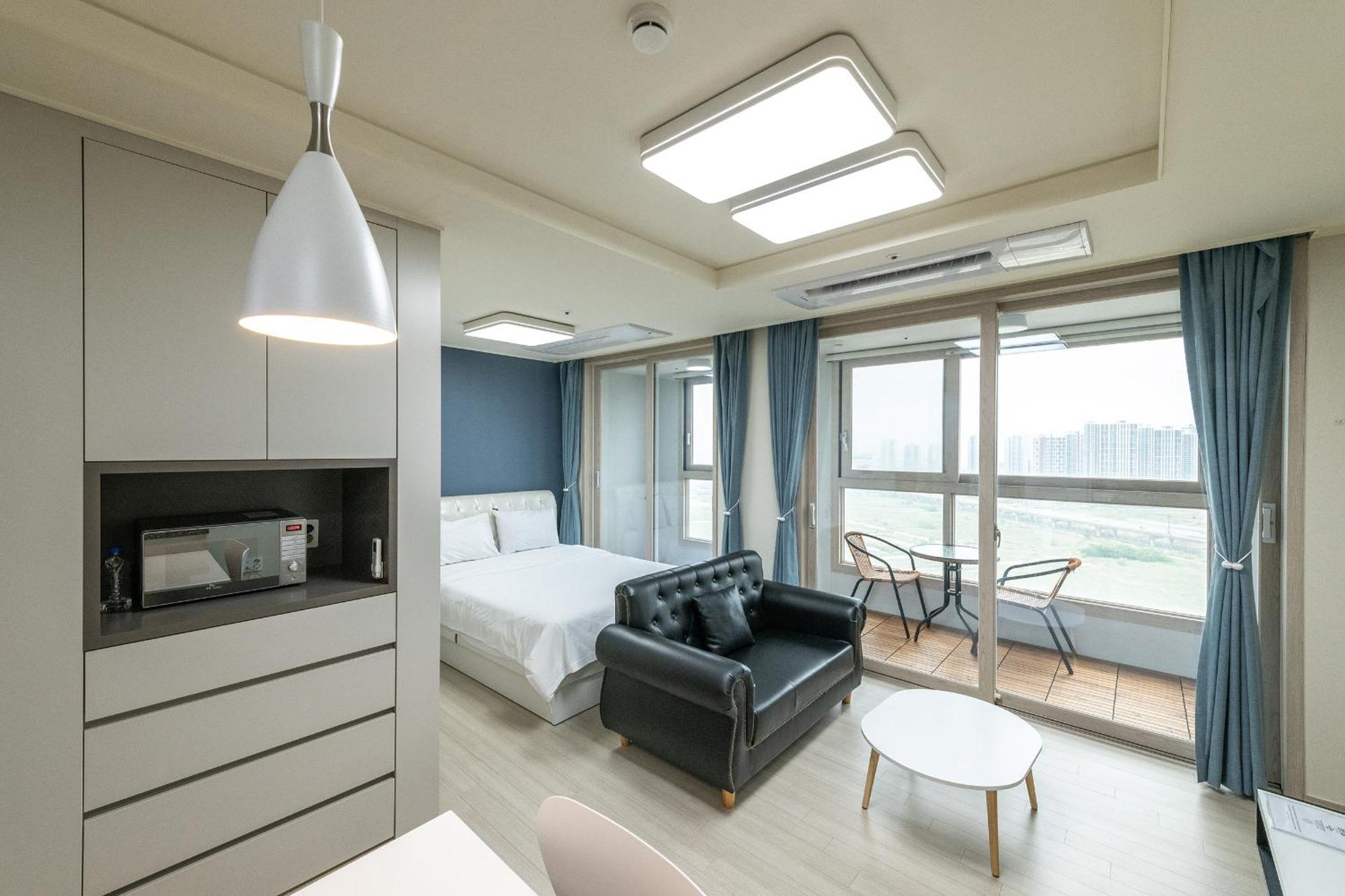 The November Stay In Landmark Inchon Exterior foto